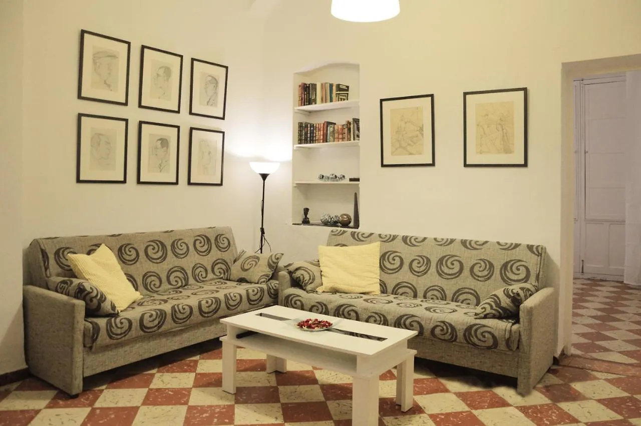 Vivienda Colon 32 0*, Seville Spain